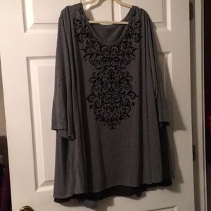Grey/black scroll pattern tunic w/ sheer-ish back